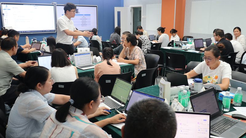 心理咨询师实战技能培训，如何选择靠谱机构？**